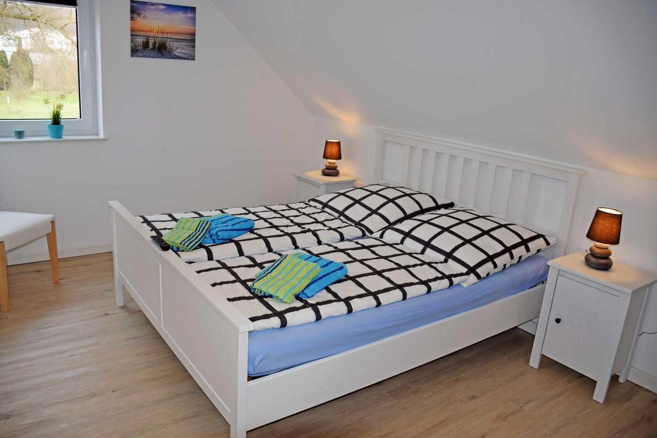 Ferienwohnung Sellin Am Seepark Exterior foto